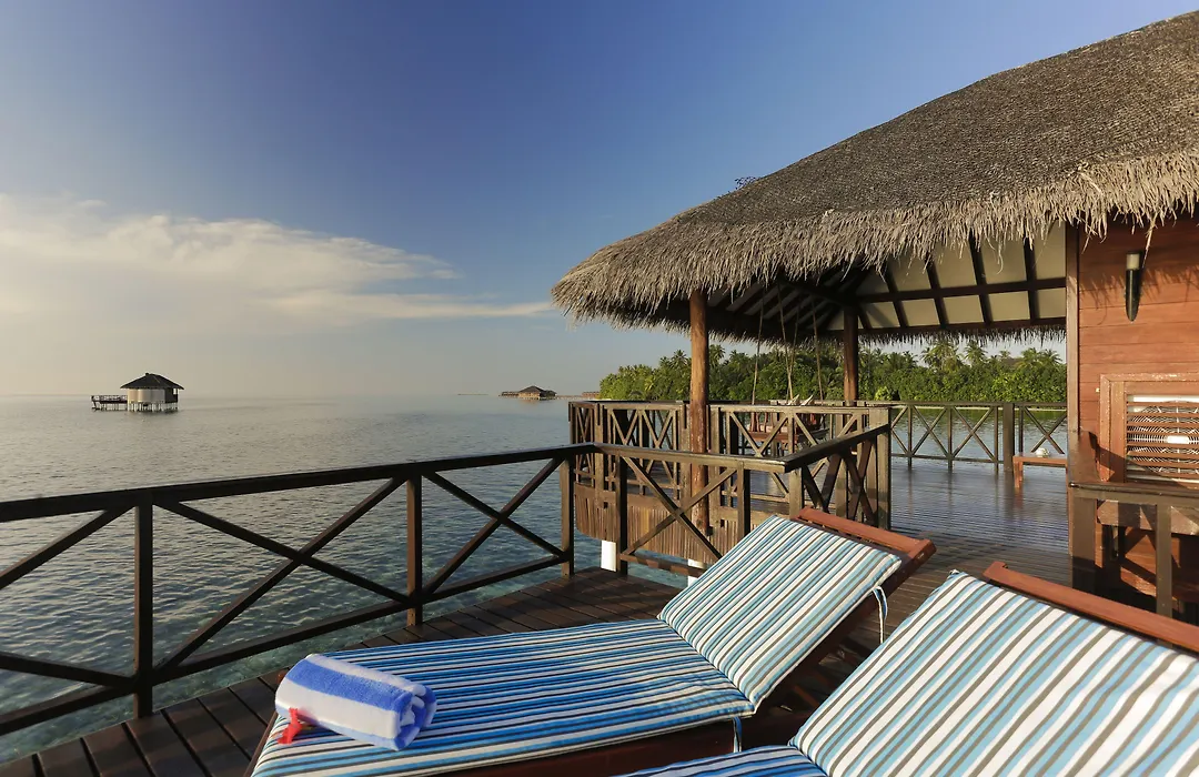 Medhufushi Island Resort-1